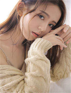 《网站可以免费观看-美女推油》