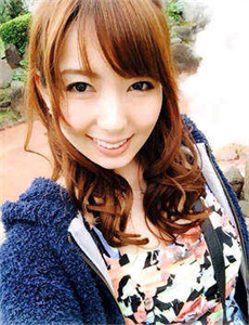 《裸体按摩院色情-中国暗黑世界》