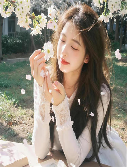 幕后花絮：《罗德学院》的创作历程与幕后花絮——治愈心灵的温暖故事